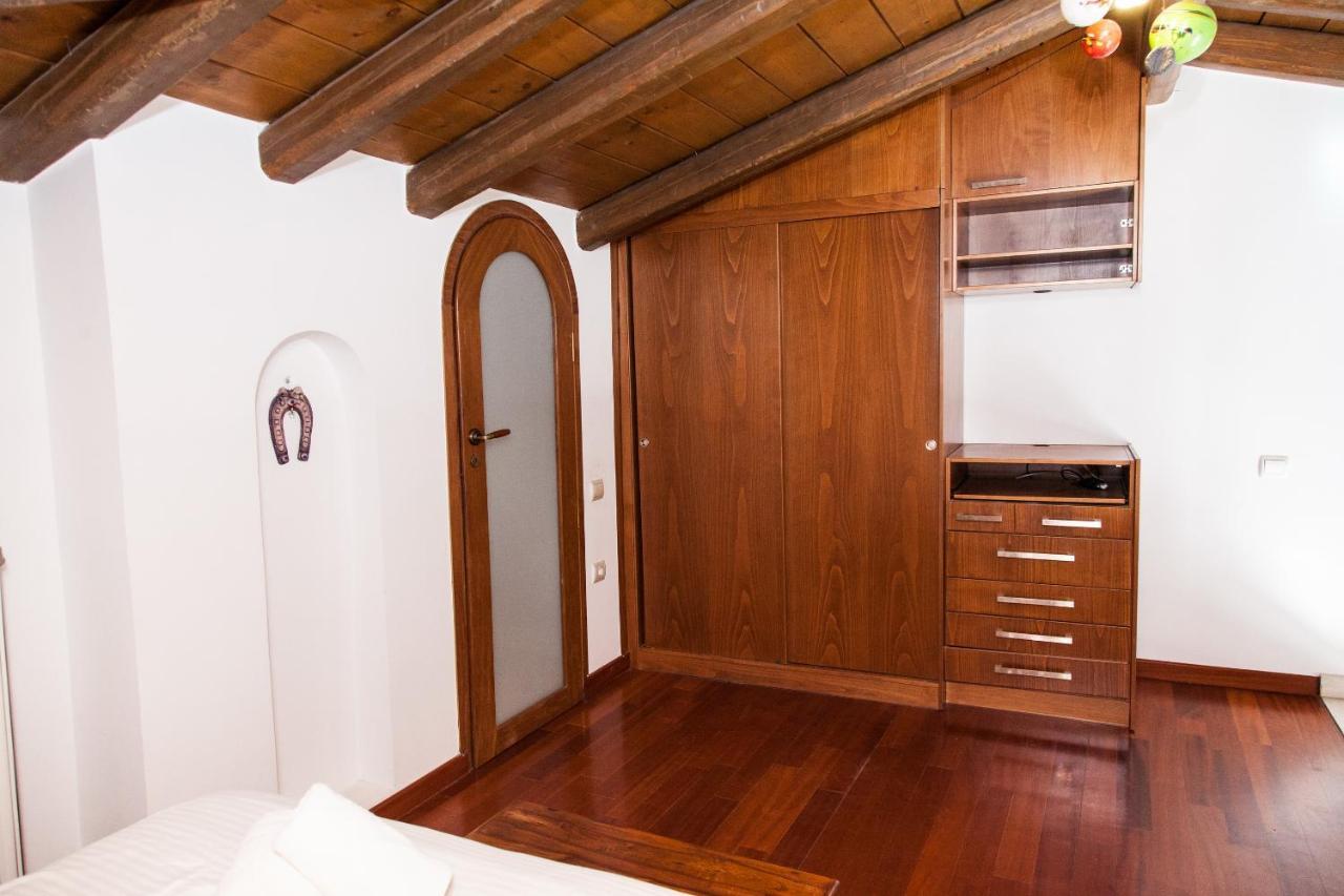 Unique Apt W/ Veranda Walking Distance To Sites Apartment Athens Exterior photo